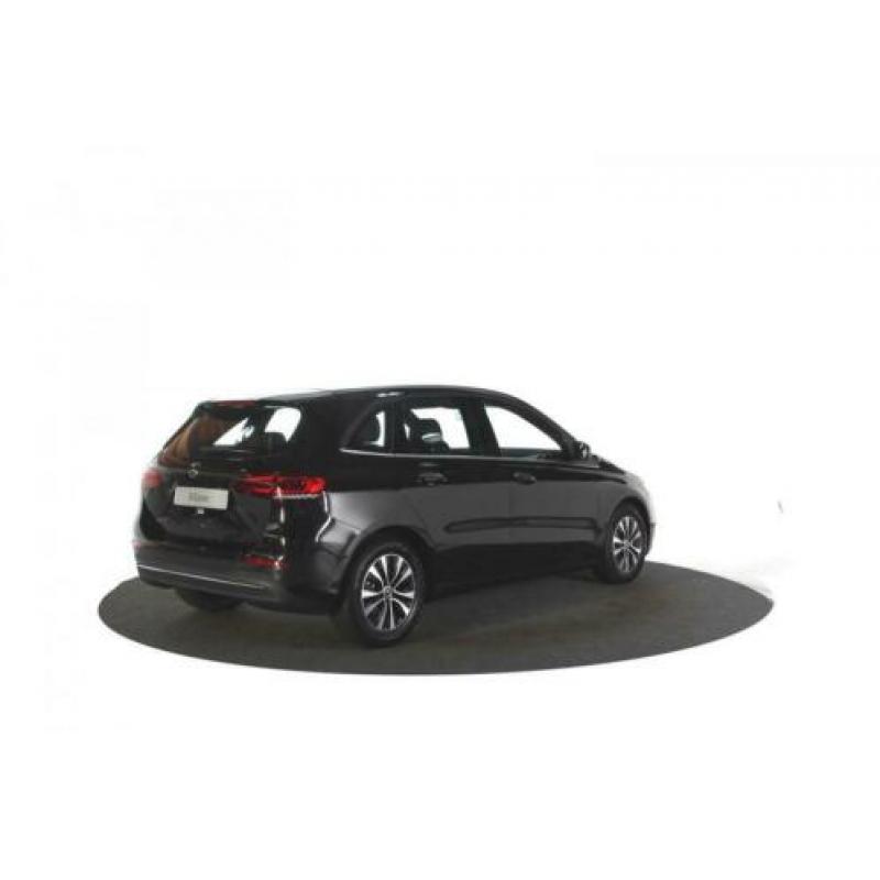 Mercedes-Benz B-Klasse 180 | € 497 P.M.* | Business Solution