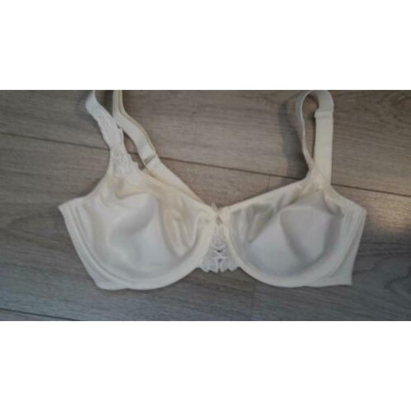 Nieuw felina beugel bh 70d (r304)
