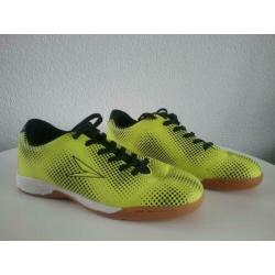 Dutchy zaalschoenen zaal voetbalschoenen maat 32