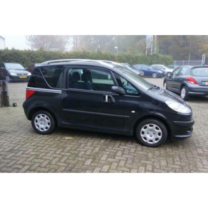 Peugeot 1007 1.4 Urban Airco Automaat automatische deuren