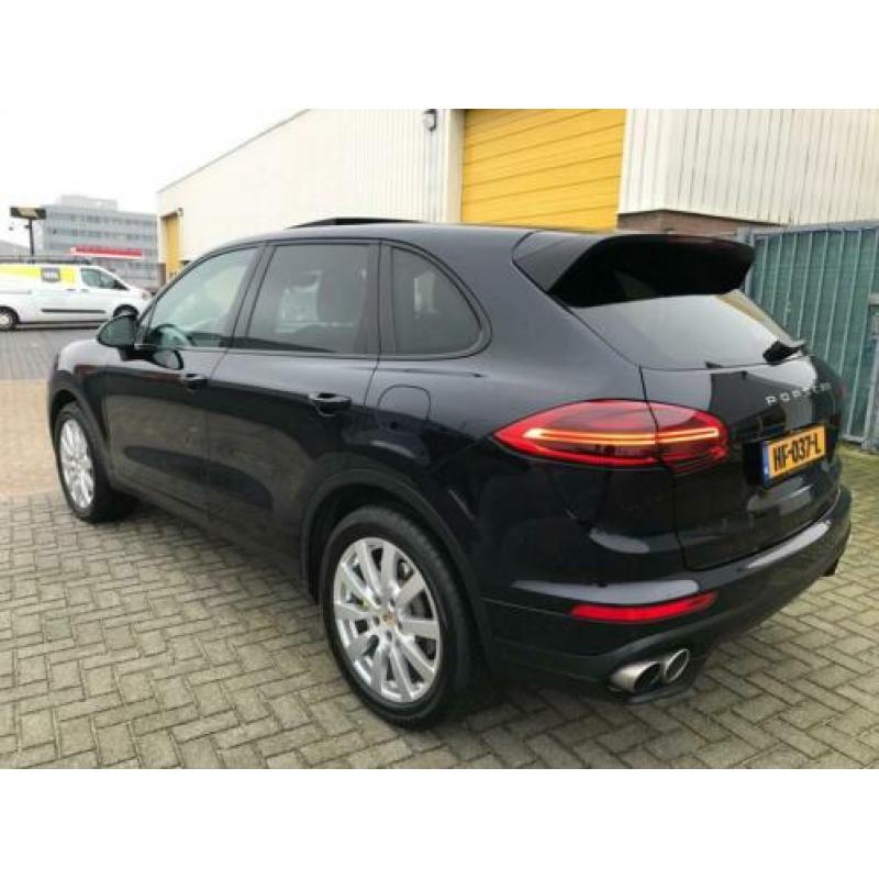 Porsche Cayenne 3.0 S E-Hybrid