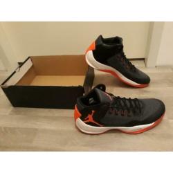 Jordan Rising High 2 - basketbalschoenen - maat 49,5 - nieuw