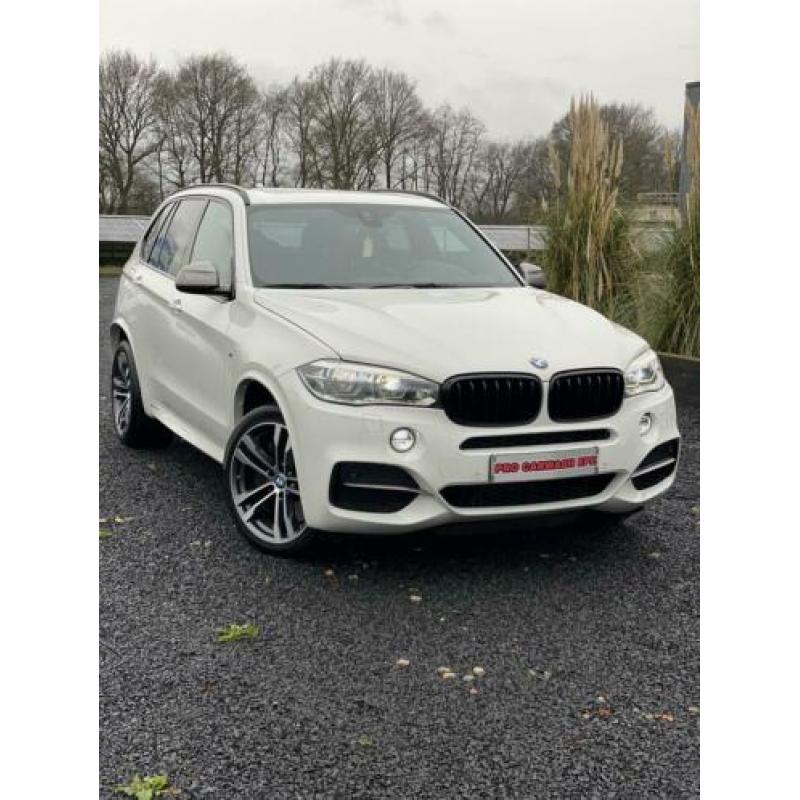 BMW X5 M50d Xdrive AUT 2015 Wit 381 PK