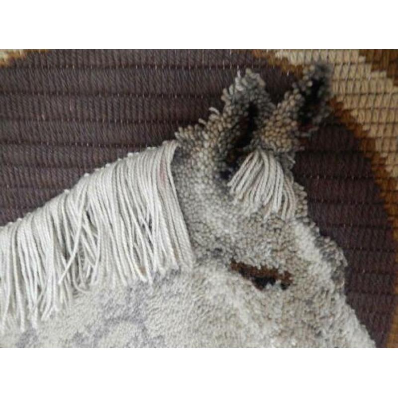 Retro wandkleed in lijst paarden handwerk