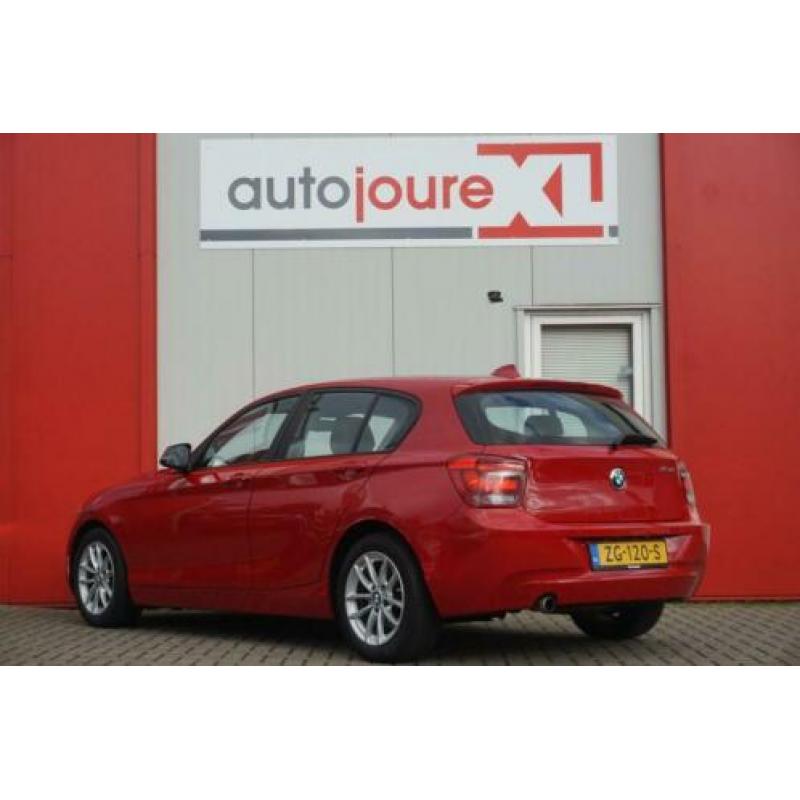 BMW 1 Serie 116d EDE Executive / leer / navigatie (bj 2015)