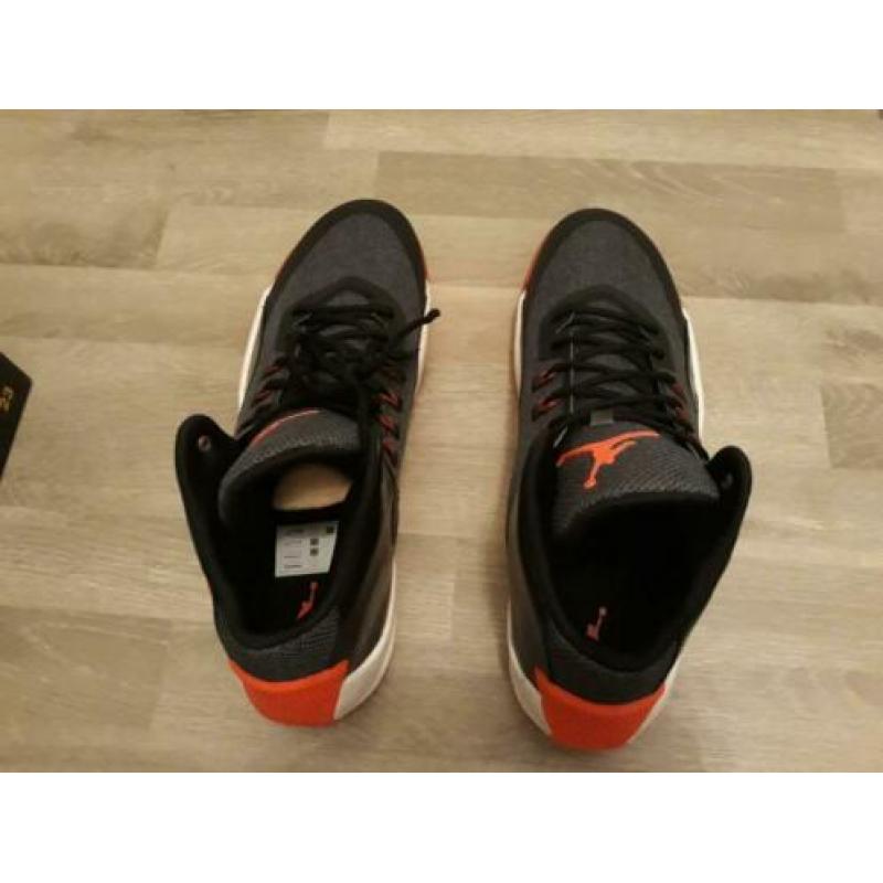 Jordan Rising High 2 - basketbalschoenen - maat 49,5 - nieuw