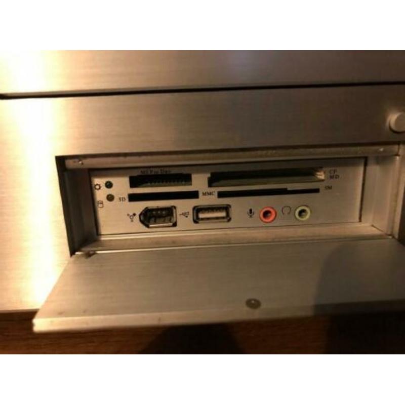 Silverstone HTPC kast met blu-ray rewriter en Zalman voeding