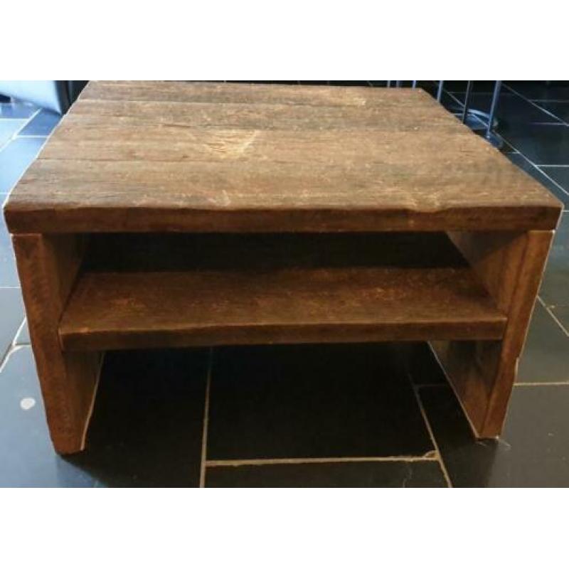 2 STOERE ROBUUSTE SALONTAFELS MET LEGPLANK 1prijs