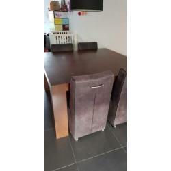 Massief eiken meubels! 200euro alles incl stoelen!