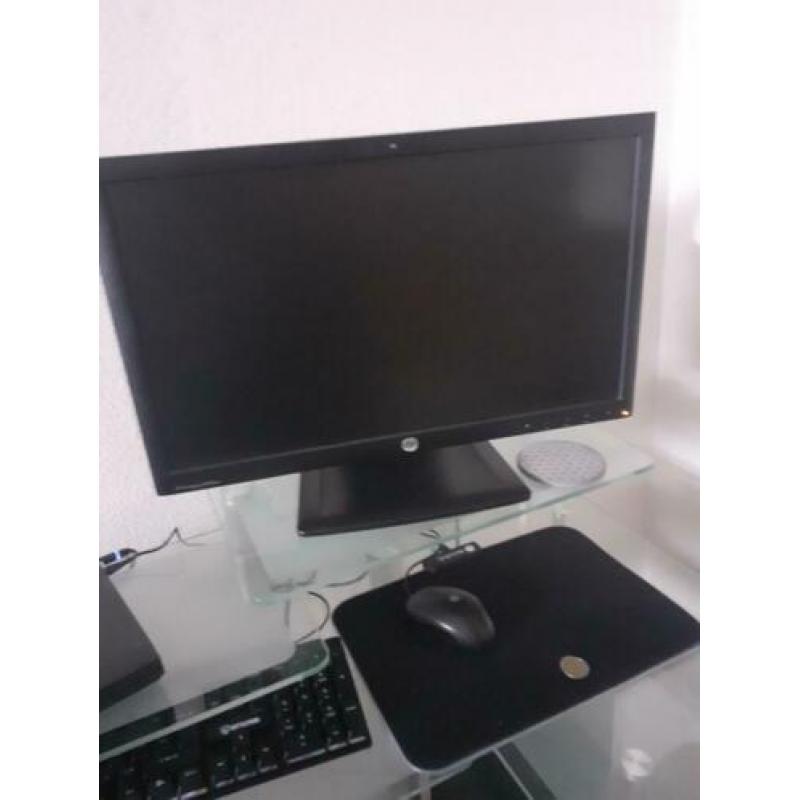 P Pro 6200 Tower - Intel Core i7 - 4GB - 250GB HDD + Dual 4x