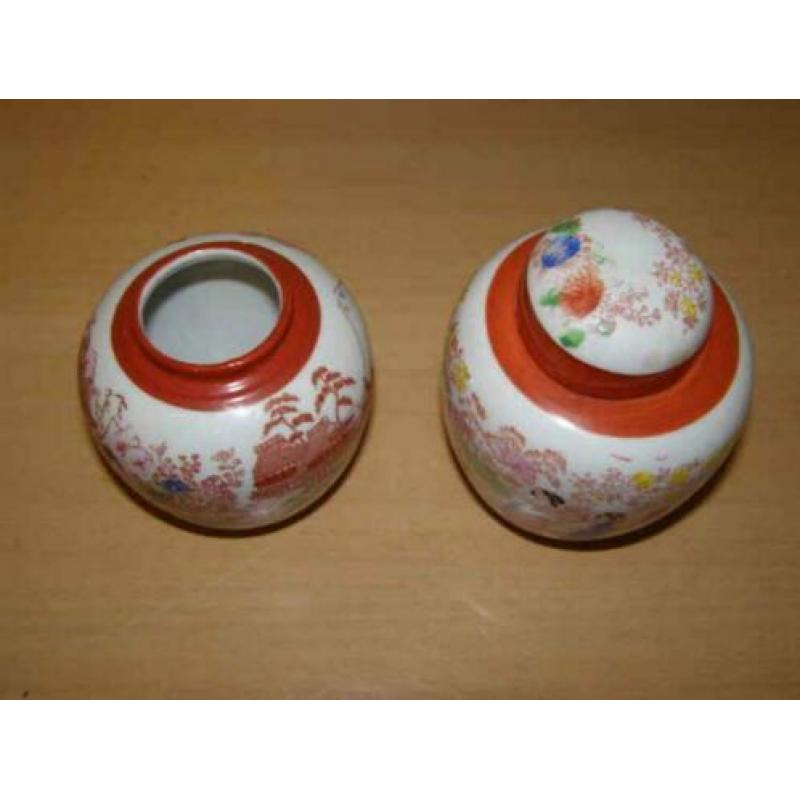 Twee Chinese gember potjes (A19 1081)