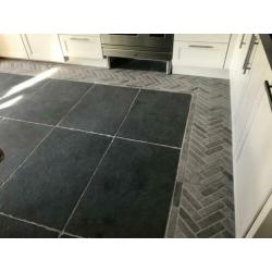 nostalgische vloer Castle Stone Black 60x90 cm verouderd