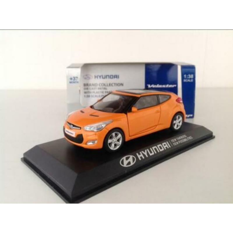Hyundai Veloster (Oranje) 1:38 Nieuw in ovp