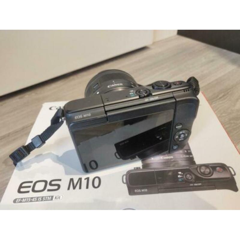 Canon EOS M10 met lens en accessoires