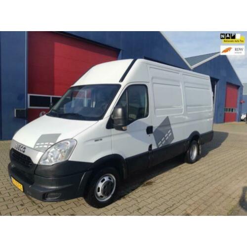 Iveco Daily 35 C 13V 330 H2 3500 kilo trekken dubbel lucht