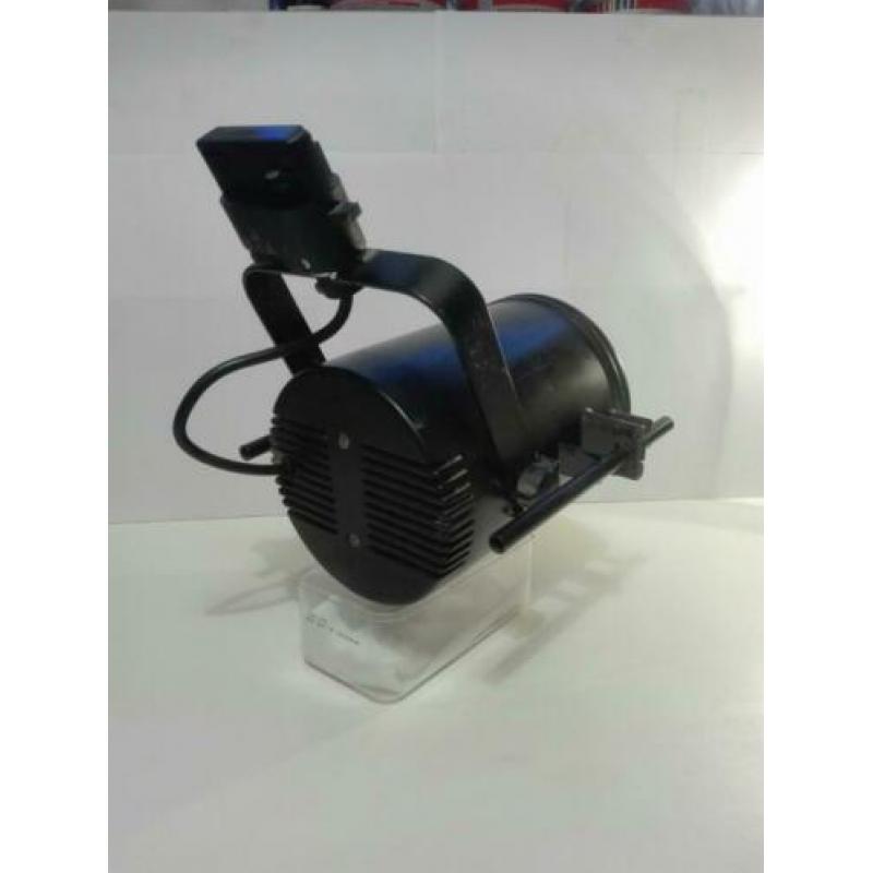 6X Erco designspots op 7m rails