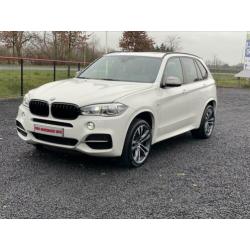 BMW X5 M50d Xdrive AUT 2015 Wit 381 PK