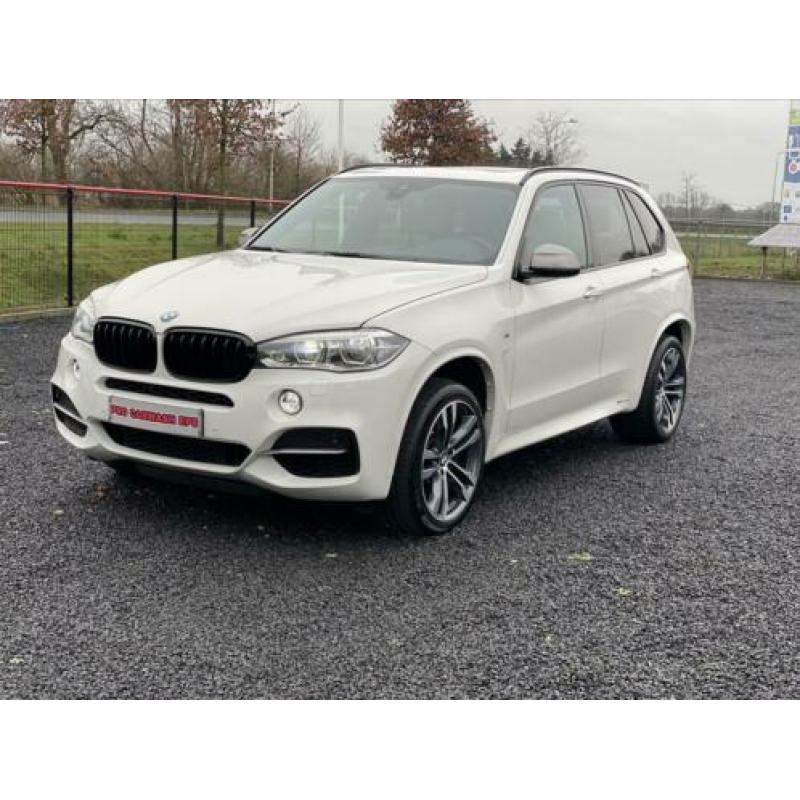 BMW X5 M50d Xdrive AUT 2015 Wit 381 PK