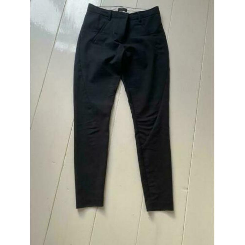 Twee zgan Five Units Angelie, maat 27 en 28, blauw