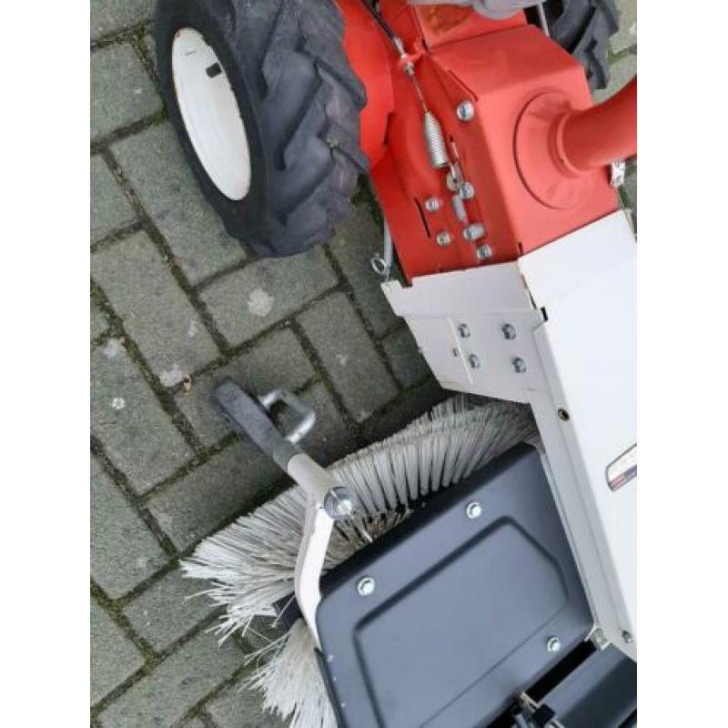Veegmachine met opvangbak - Honda motor - Tech. goed