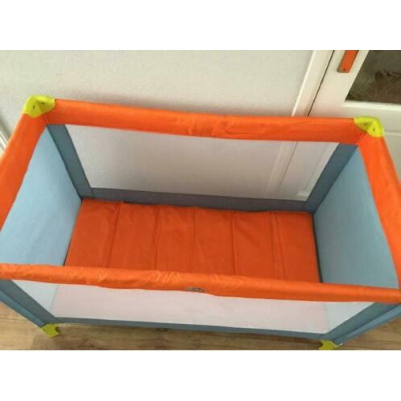 Campingbedje incl. EXTRA matras