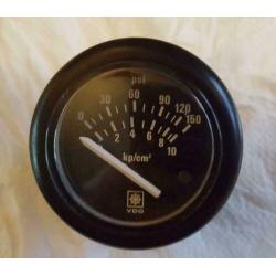 VDO oliedruk meter 12 volt.