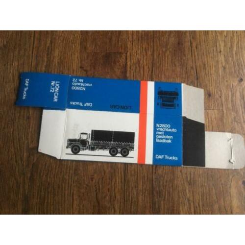 lege dozen van Lion Car DAF
