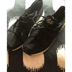 zwarte sneakers, nieuw, mt 41