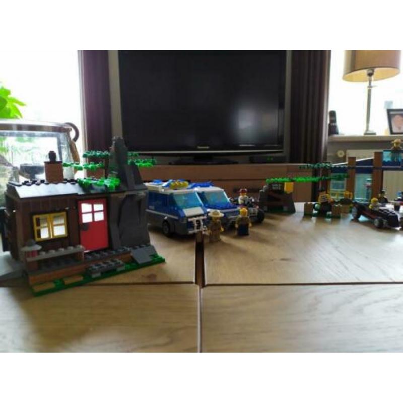 Lego city 4440 bospolitie en sets 4438, 4441 en 60041