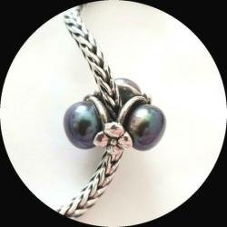Trollbeads Drievoudige Parel Zwart TAGBE-00095 /zilver bedel