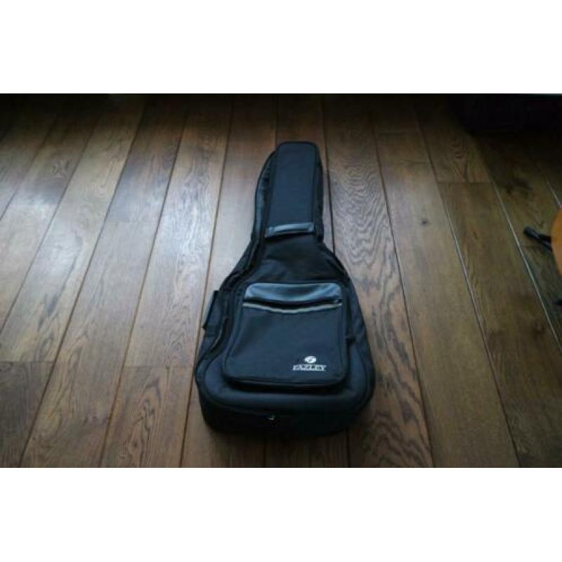 Akoestische gitaar 3/4, tas en accessoires