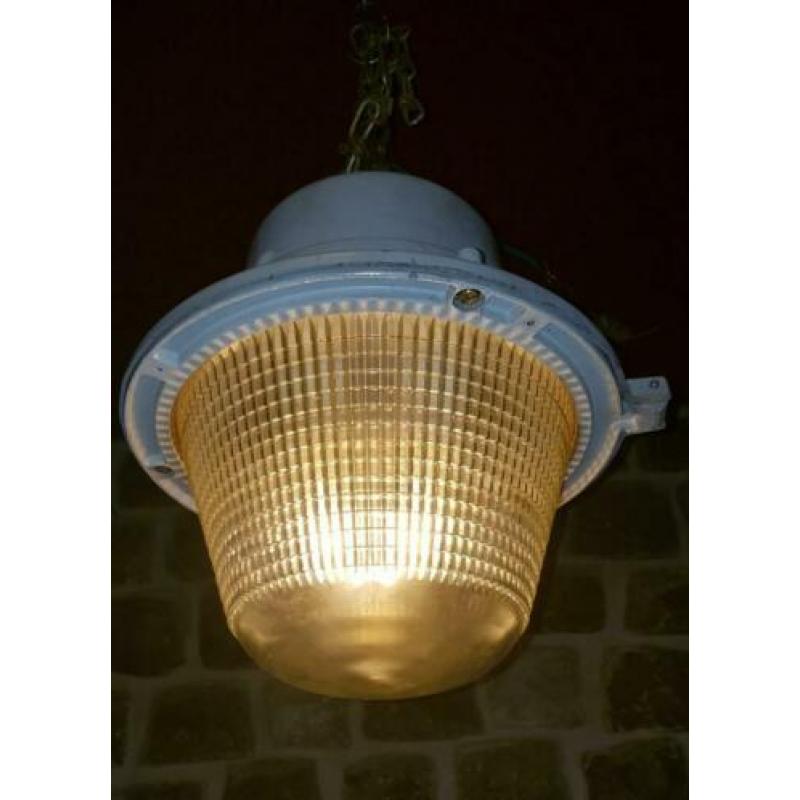 Set oude fabrieks lampen DDR