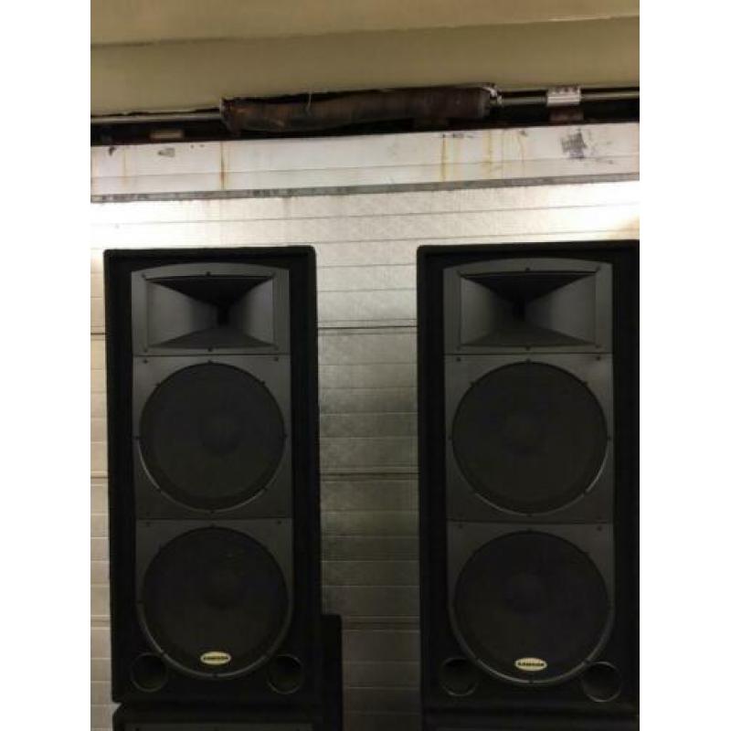 Mooie samson speaker set met regenhoezen
