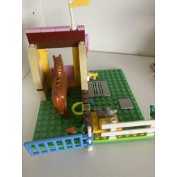 Lego Friends paardenstal artikel 3189