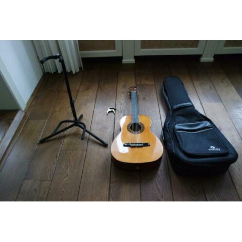 Akoestische gitaar 3/4, tas en accessoires