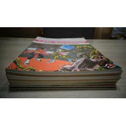 Axel Moonshine stripboeken 11 stuks (zeer) goede tm zgan sta