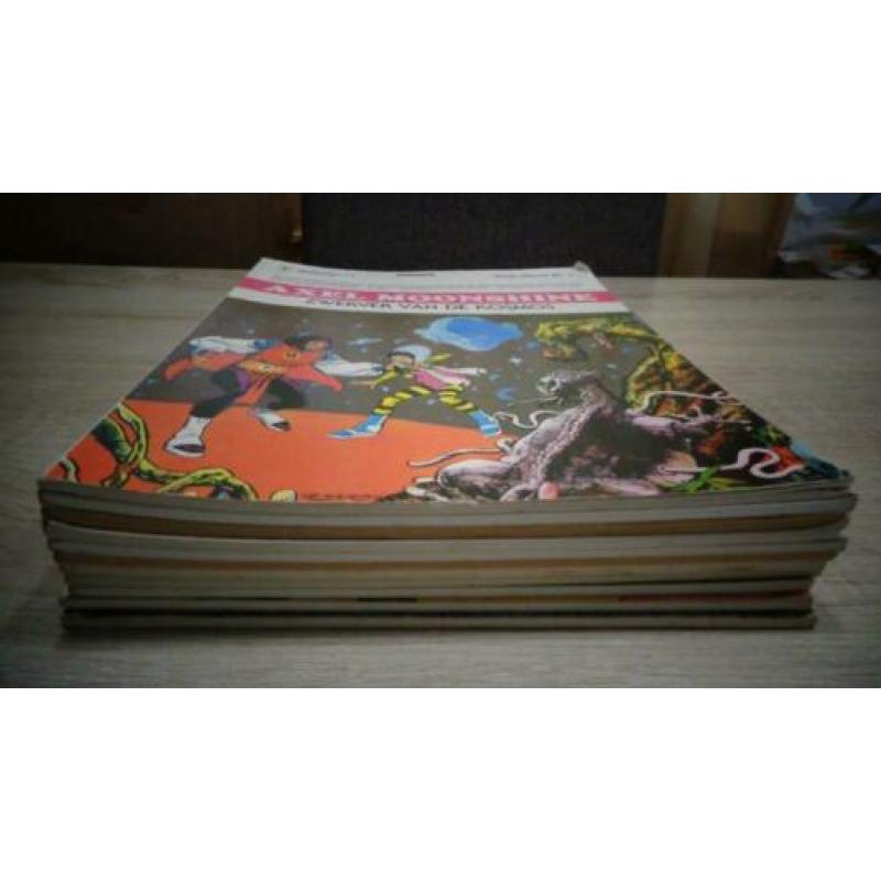 Axel Moonshine stripboeken 11 stuks (zeer) goede tm zgan sta