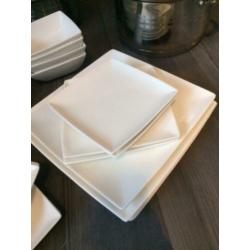 Servies incl. pannen