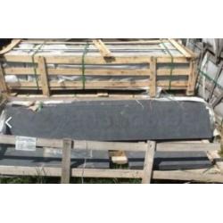 dorpels en venstertabletten in hardsteen