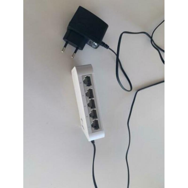 TP-Link 10/100Mbps 5 poorts Netwerk switch