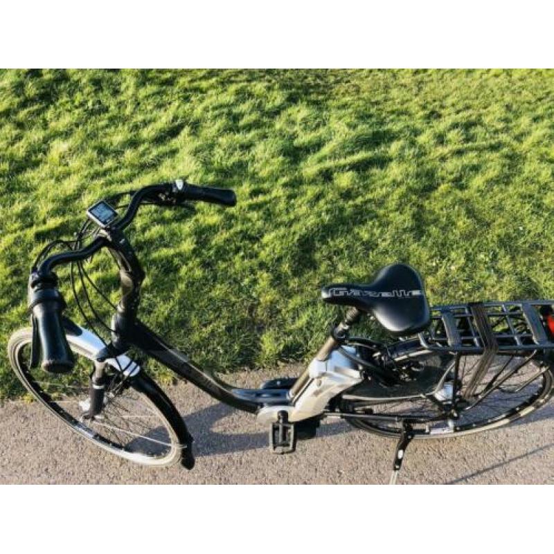 Gazelle impuls middenmotor e-bike (zo goed als nieuw)