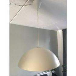 Nette witte hanglamp