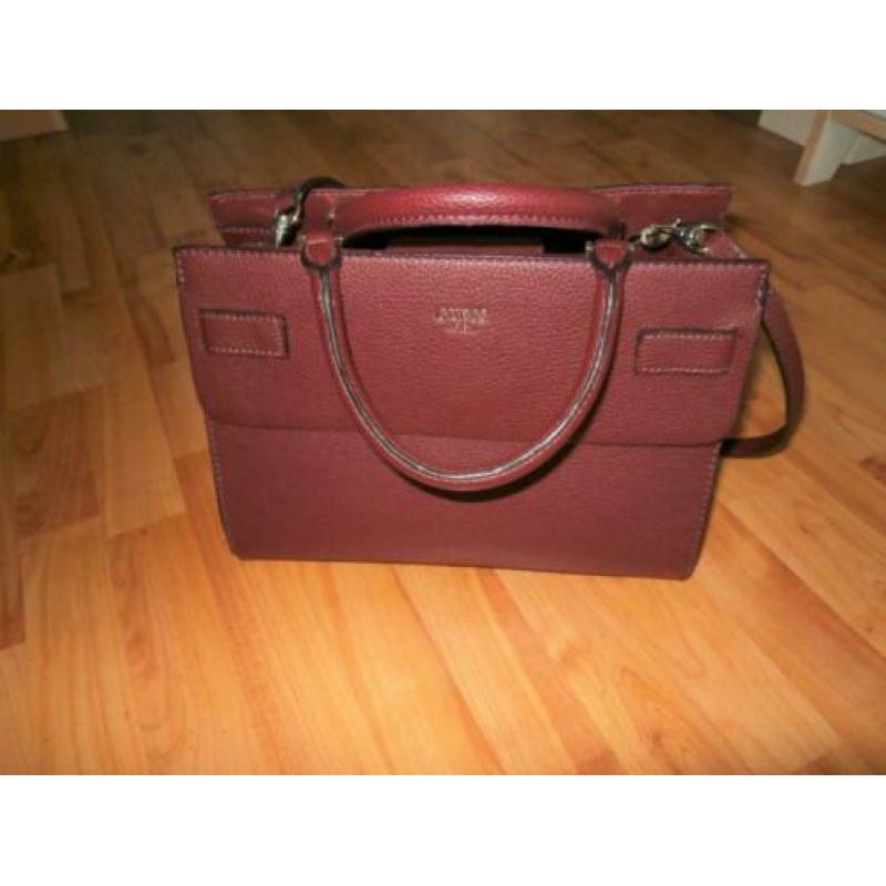 Mooie Guess tas (origineel) bordeaux-rood 32/25/9/17 cm nw