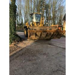 Kranen en graafmachines cat 930k Bj 2014 met gps