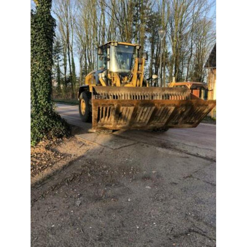 Kranen en graafmachines cat 930k Bj 2014 met gps
