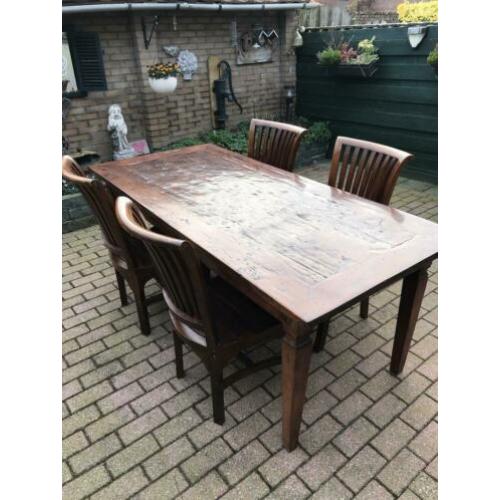 Eetkamer tafel 200x90 + 4 stoelen