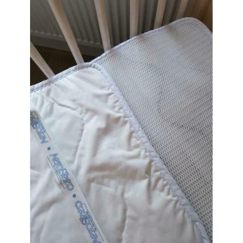 Wieg + Aerosleep + deken/lakenpakket