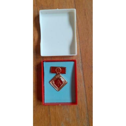 DDR medaille met doosje