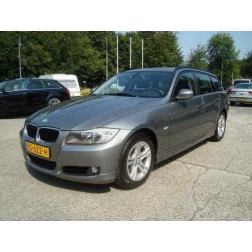 BMW 3-Serie 318D LCI High Executive, Navi, Zw Leer