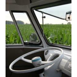 Trouwauto huren zelfrijden volkswagen T1 oldtimer bruidswage